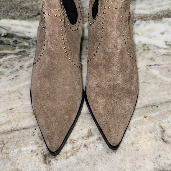 PAIGE Willa Studded Chelsea Ankle Boot 7 - Picture 2 of 12